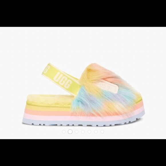 NWOT RARE UGG FLUFF PLATFORM TIE DYE. Size 8. Just in time for the holidays! - Picture 6 of 6